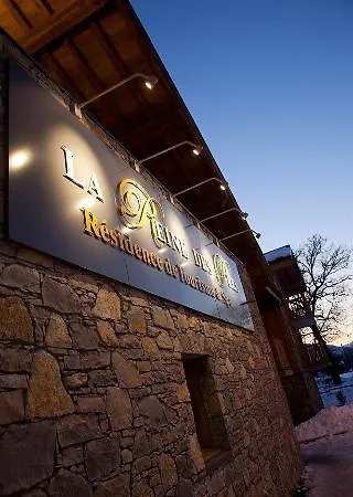 Apartahotel Cgh Résidences&spas La Reine Des Prés 4*